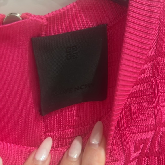 Givenchy pink knit logo dress - Picture 2 of 8